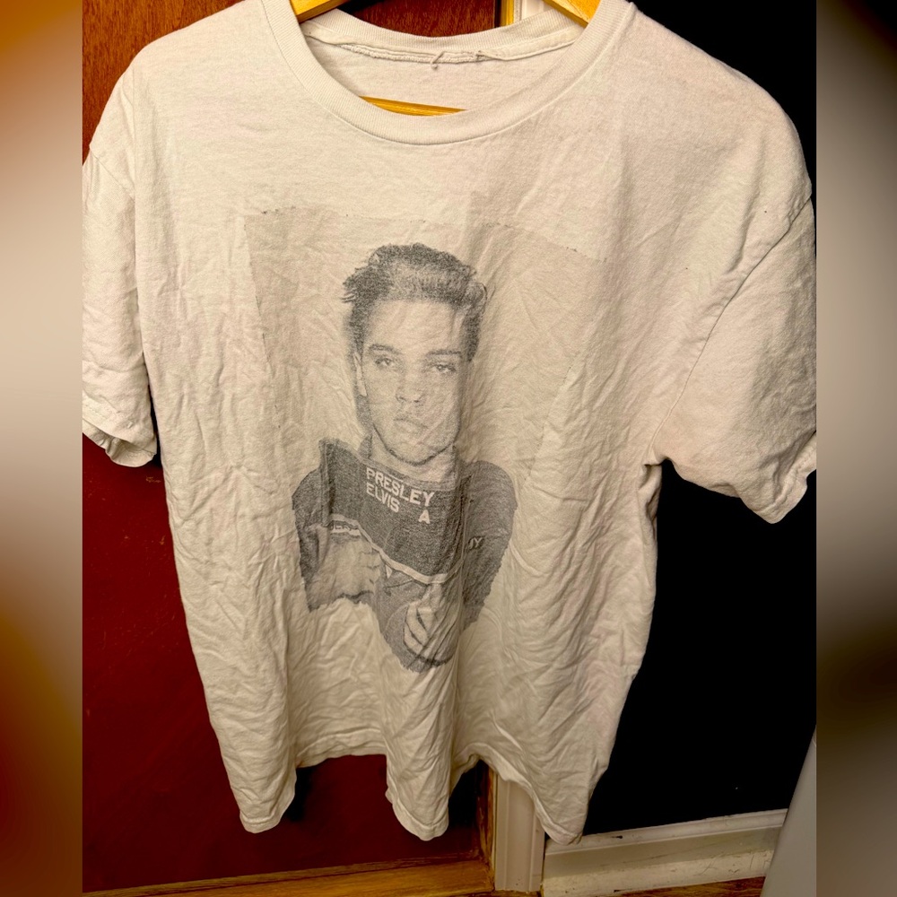VINTAGE ELVIS PRESLEY MUG SHOT T SHIRT SIZE LARGE